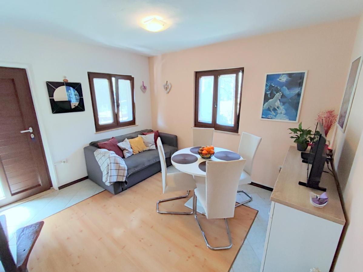 Apartment Pajtak Porec Luaran gambar